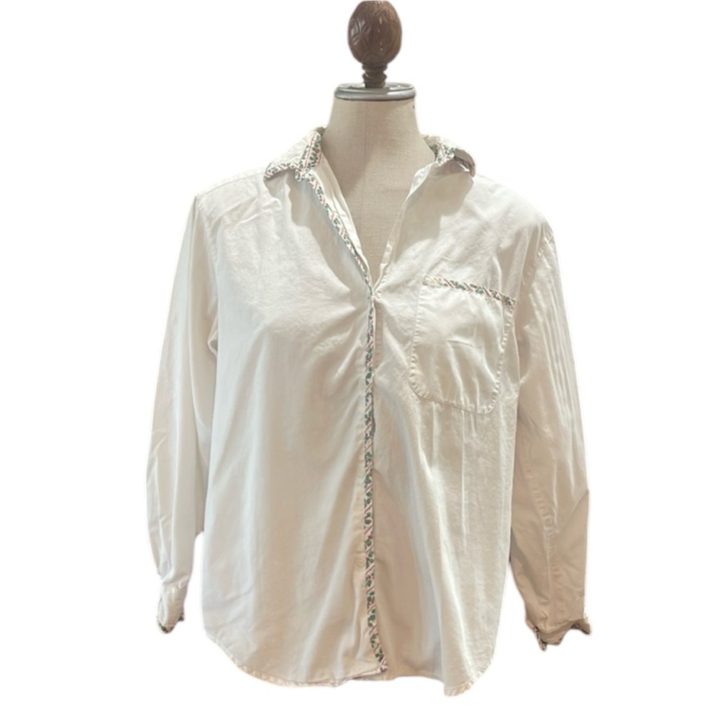 Vintage Talbots Christmas button down shirt 100% cotton mistletoe white womens S